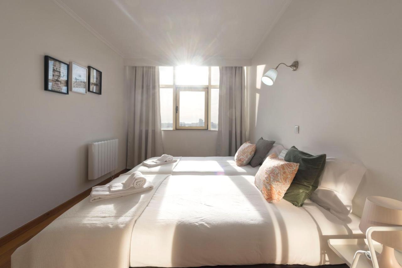 Lovelystay - 1Br Flat With Stunning Views Over Porto 빌라노바데가이아 외부 사진