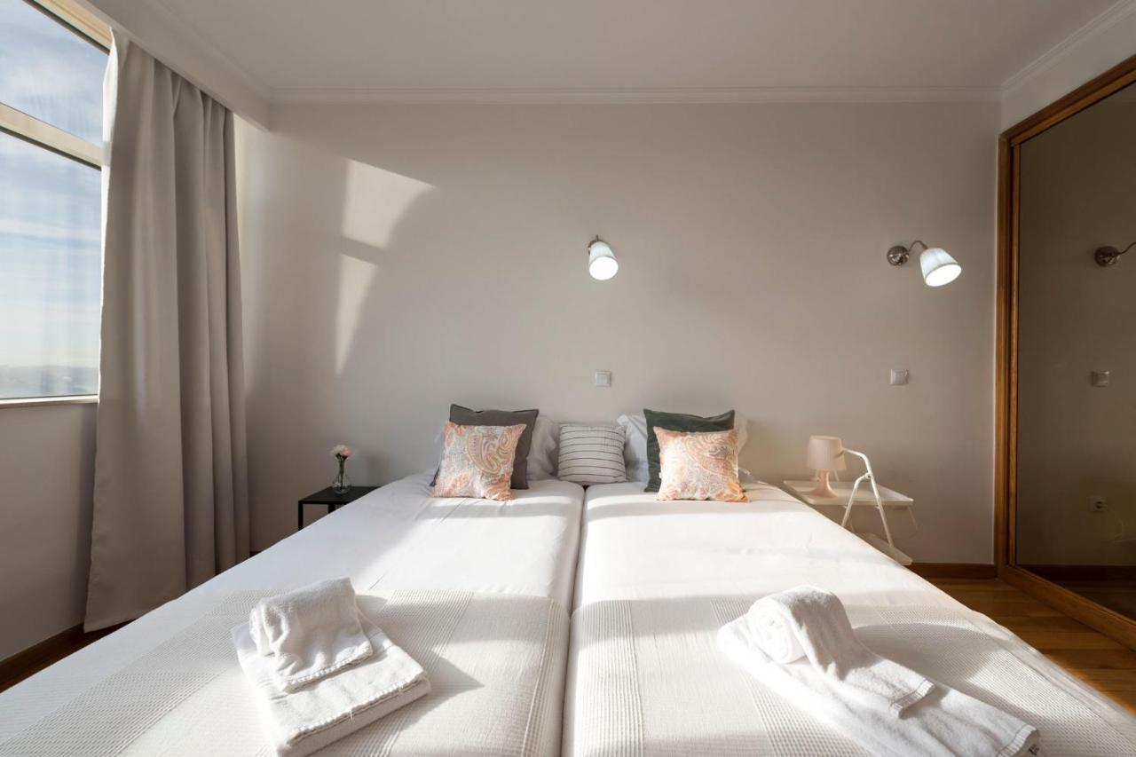 Lovelystay - 1Br Flat With Stunning Views Over Porto 빌라노바데가이아 외부 사진