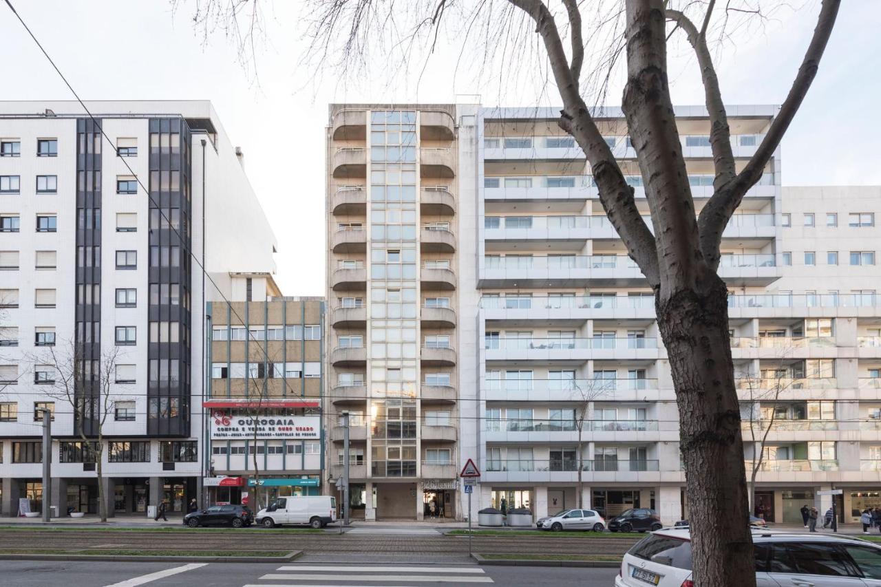 Lovelystay - 1Br Flat With Stunning Views Over Porto 빌라노바데가이아 외부 사진