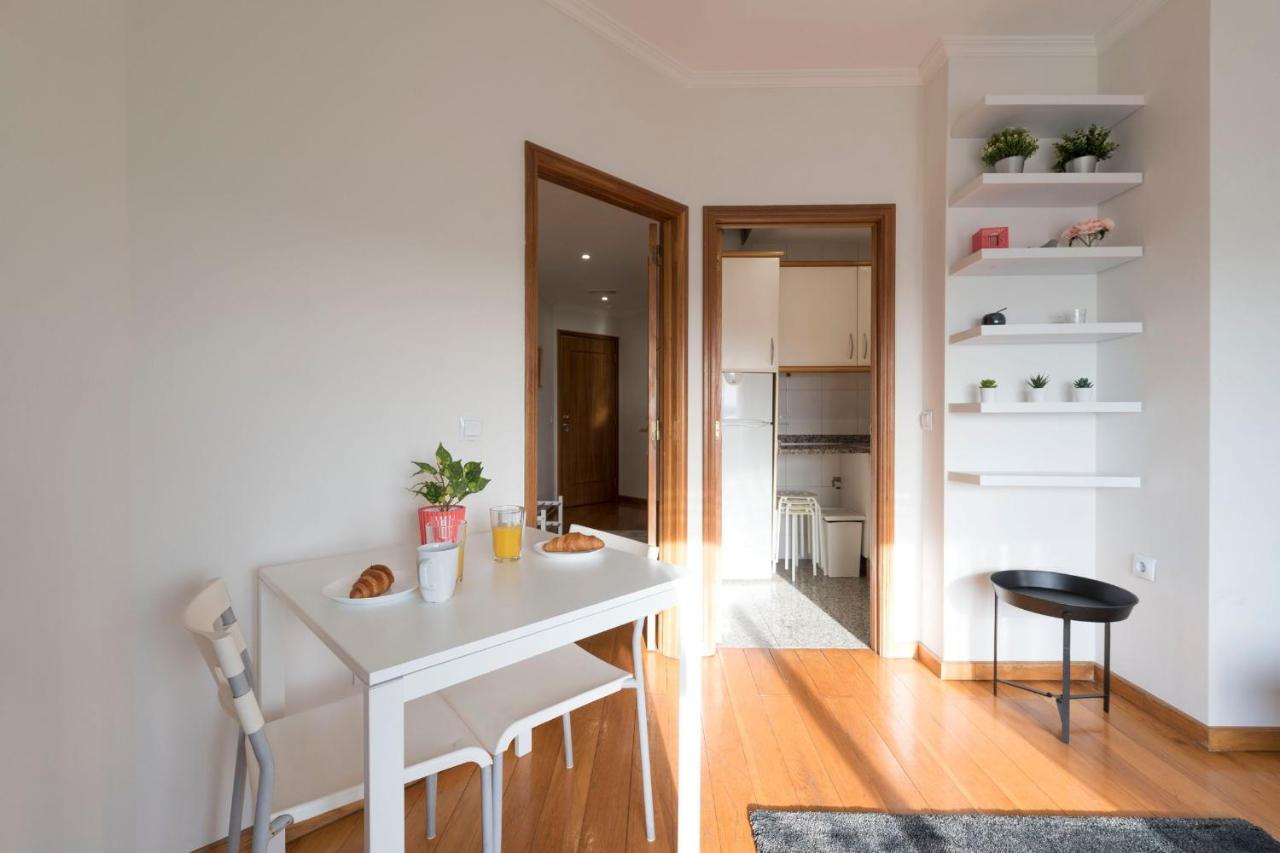 Lovelystay - 1Br Flat With Stunning Views Over Porto 빌라노바데가이아 외부 사진